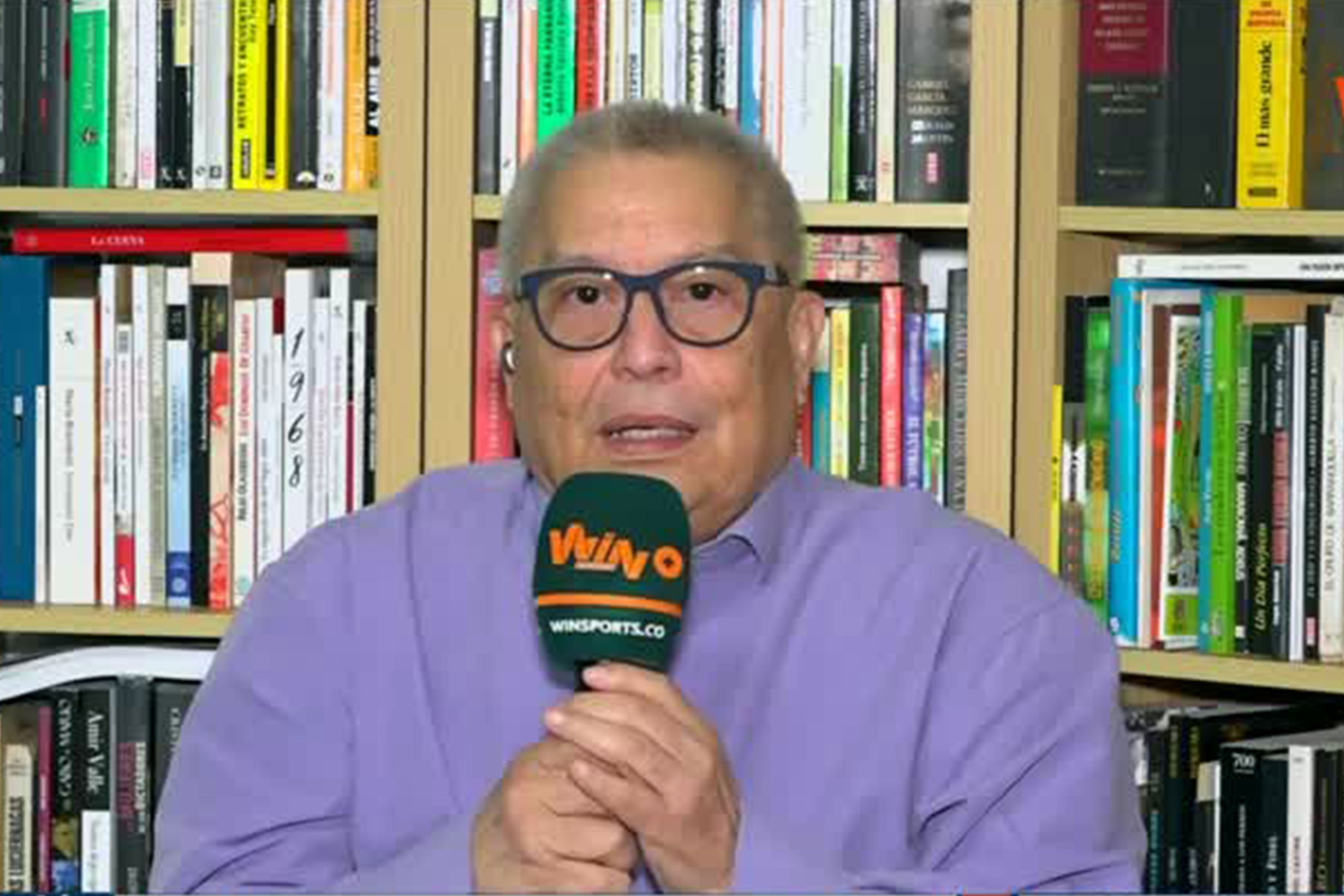 Hugo Illera, panelista de Conexión. Hugo Illera, panelista de Conexión.
