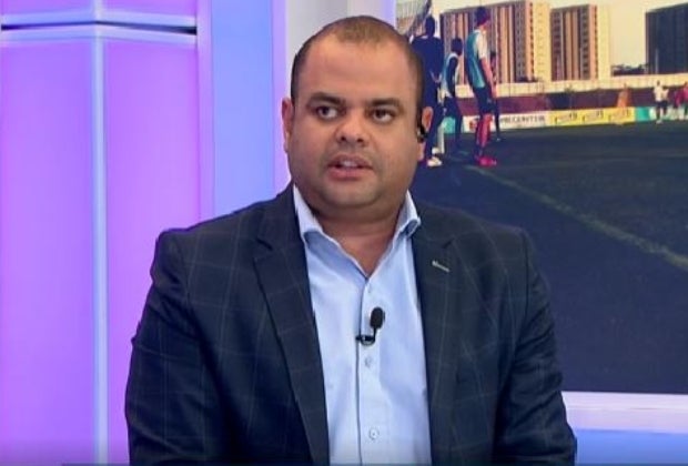 Campo Elías Terán, panelista de Conexión