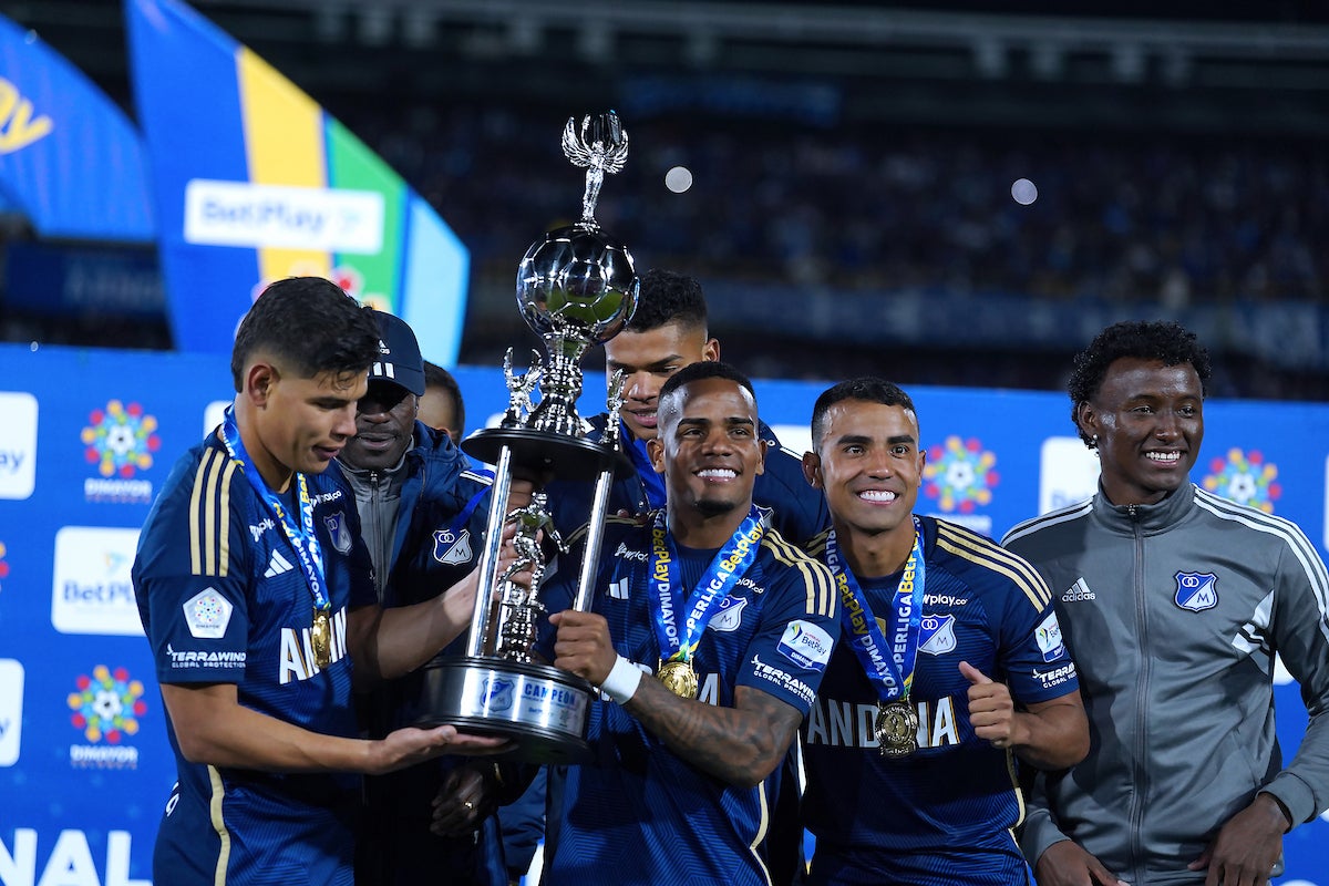 Millonarios es vigente campeón de la Superliga BetPlay 2024, tras vencer a Junior - VizzorImage