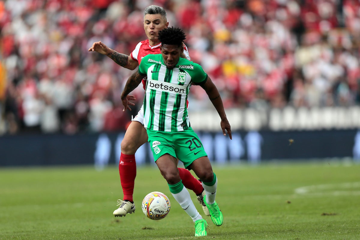 Santa Fe visitará a Nacional por la fecha 16 de la Liga BetPlay 2024-2 - VizzorImage