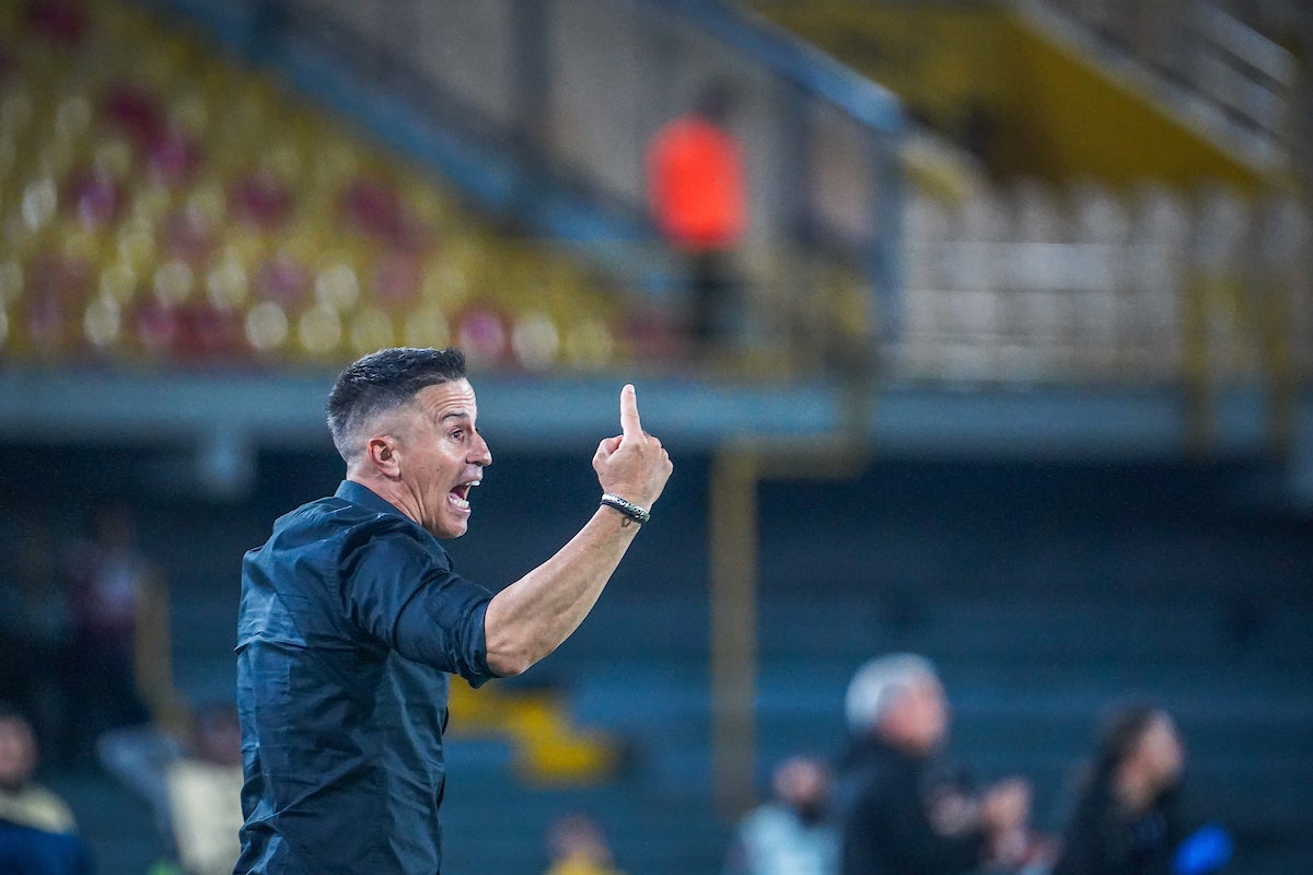 Pablo Peirano sumó su primera experiencia en Santa Fe como asistente técnico en 2015 - VizzorImage