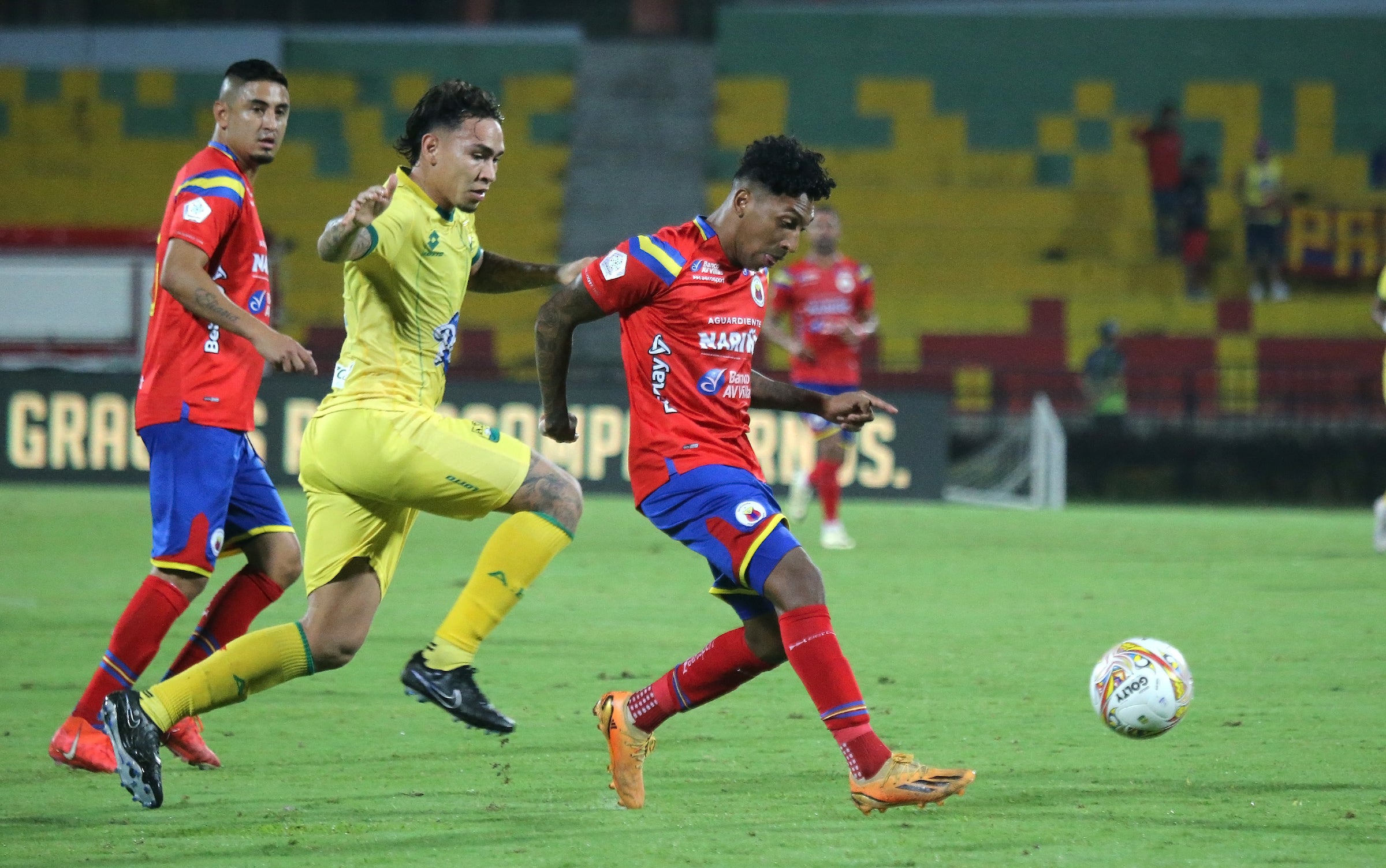 Ricardo M&aacute;rquez suma un gol y una asistencia en ocho partidos con Bucaramanga - VizzorImage