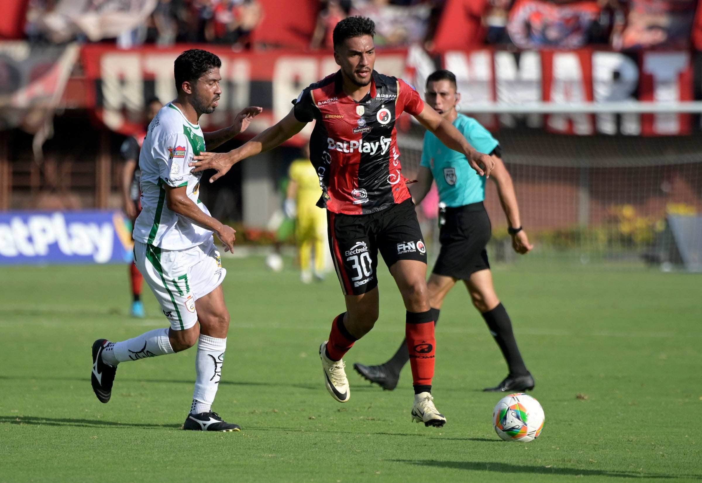 El volante Agustín Cano marcó el primer gol del Cúcuta 2-1 Real Cartagena - VizzorImage / Juan Pablo Bayona