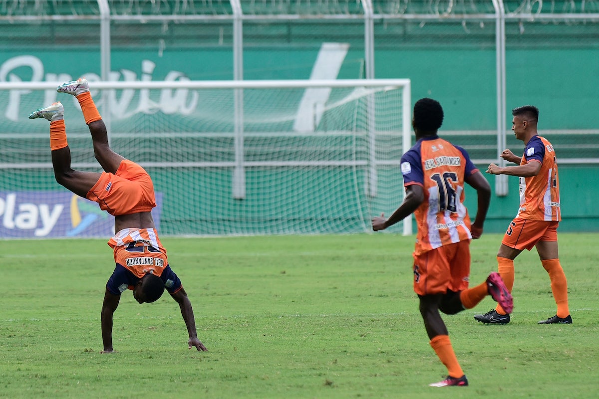 Real Santander consiguió sumar sus primeros puntos en 2024-2 ante Atlético de Cali - VizzorImage