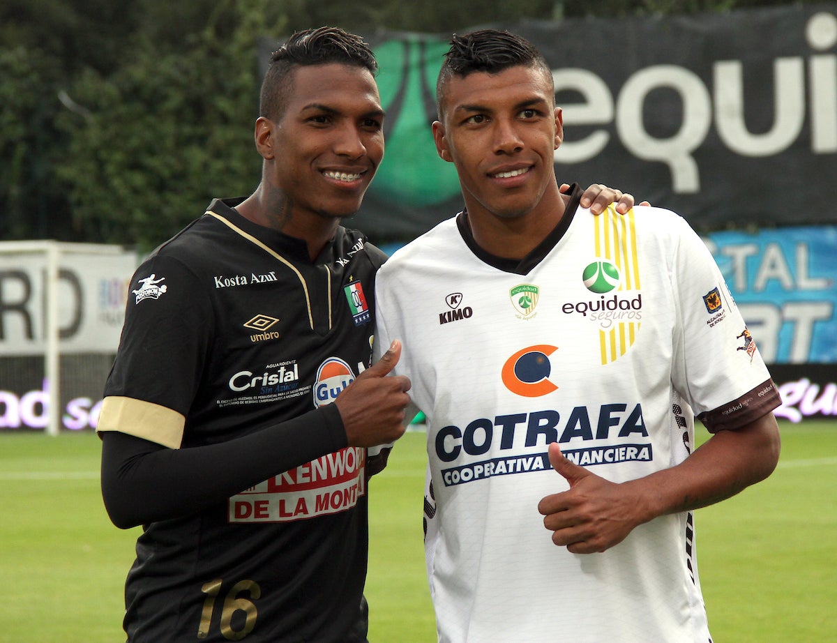 Johan Arango (izquierda) y su hermano mayor Paulo César Arango - VizzorImage