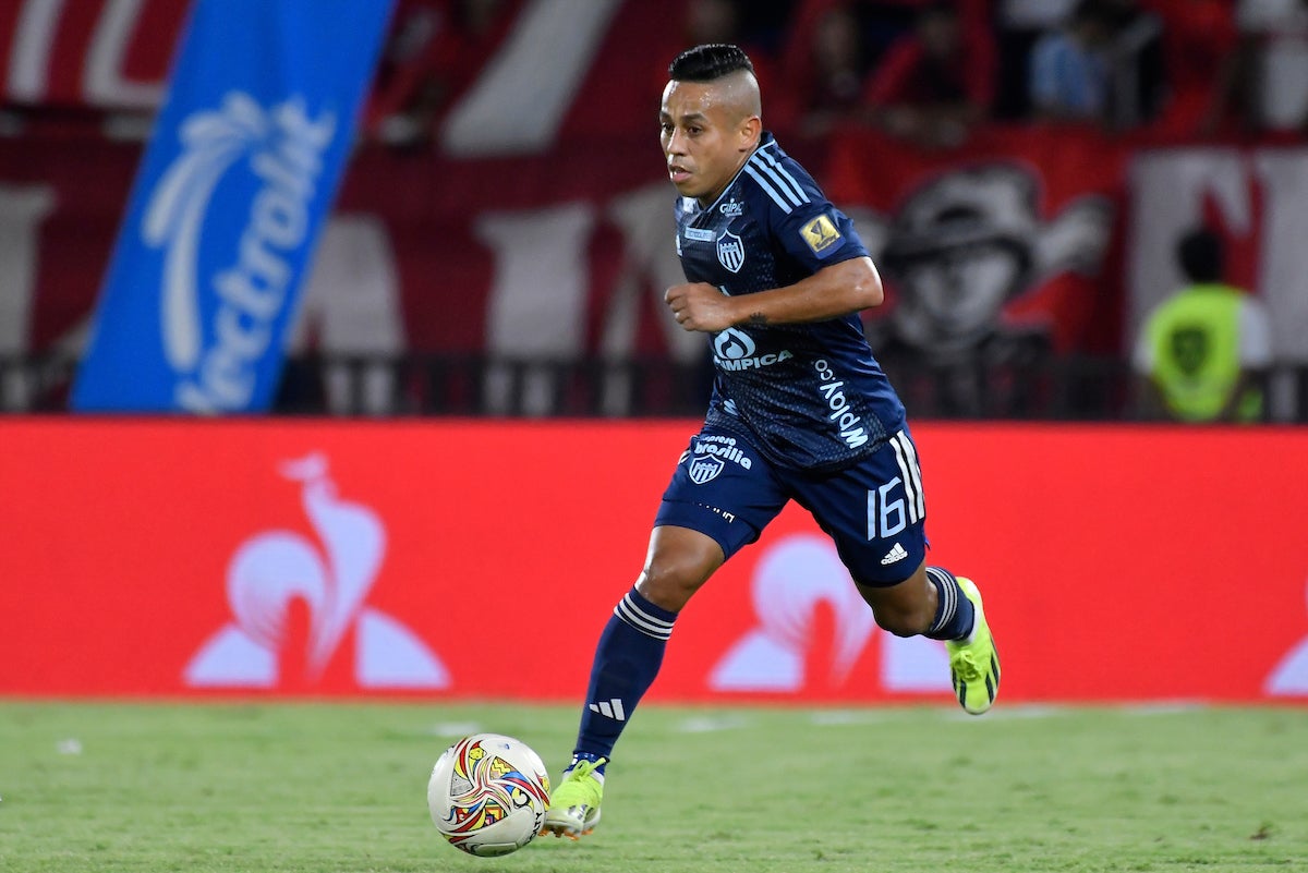 Vladimir Hernández vestirá los colores de su cuarto club 'grande' del FPC - VizzorImage