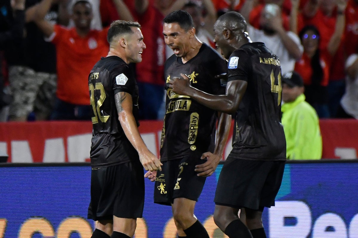Daniel Bocanegra se ha vuelto pieza vital en la defensa de América de Cali - VizzorImage