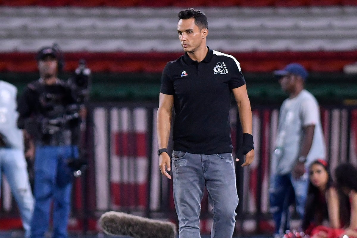 Lucas González fue el técnico de América de Cali durante siete meses entre 2023 y 2024 - VizzorImage