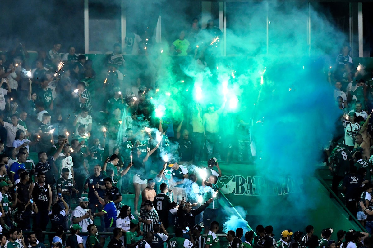 Rold&aacute;n opt&oacute; por esperar a que se controlaran los incidentes en el estadio Deportivo Cali - VizzorImage