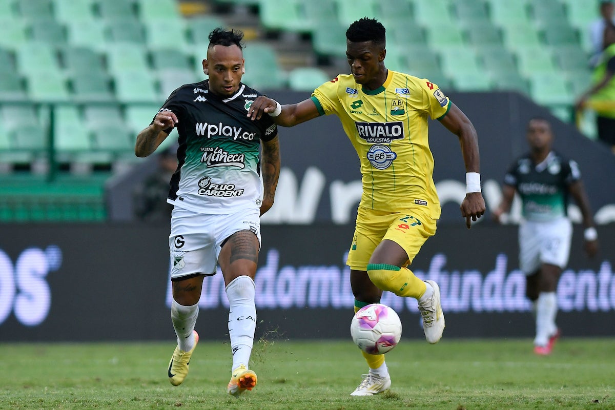 Jean Carlos Colorado jug&oacute; 30 partidos en Atl&eacute;tico Bucaramanga, marc&oacute; dos goles y dio una asistencia - VizzorImage