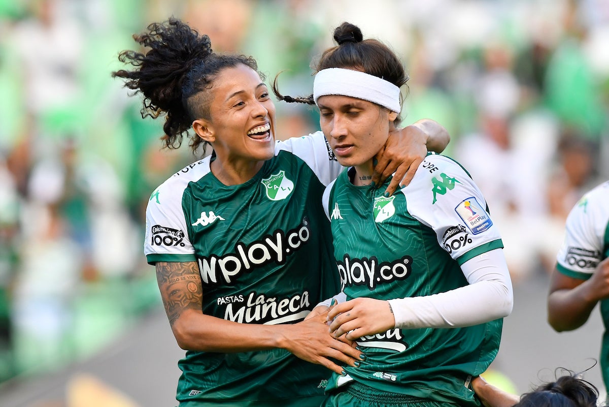 Ingrid Guerra particip&oacute; en los dos goles de Cali a Santa Fe, por el juego de ida de la final de la Liga Femenina - VizzorImage