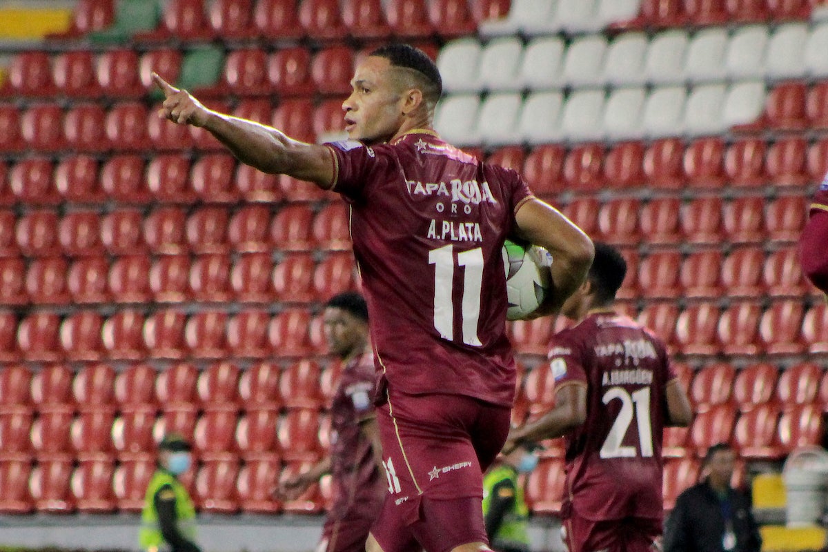 Anderson Plata conquist&oacute; dos t&iacute;tulos de Liga y uno de Superliga con Tolima - VizzorImage