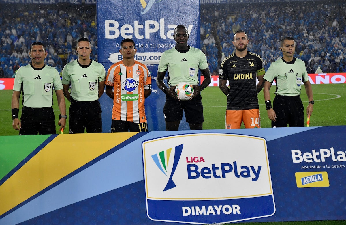 David Mackalister Silva vistió la camiseta de Envigado y Felipe Jaramillo portó la casaca de Millonarios - VizzorImage