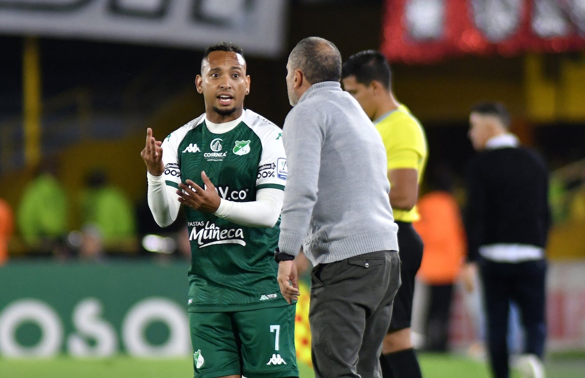 Jarlan Barrera firmó con Deportivo Cali, tras ocho meses sin jugar - VizzorImage