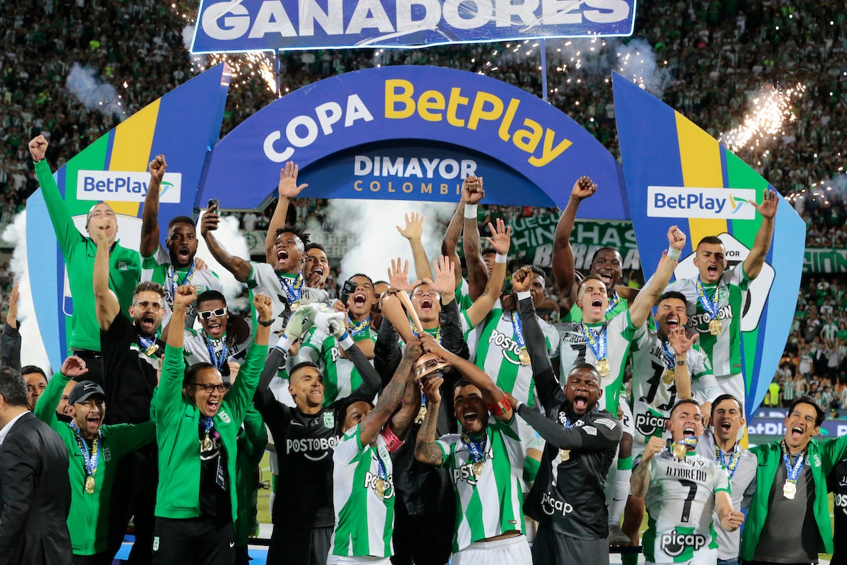 Atlético Nacional celebró su último título en el FPC y el árbitro central fue Carlos Betancur - VizzorImage