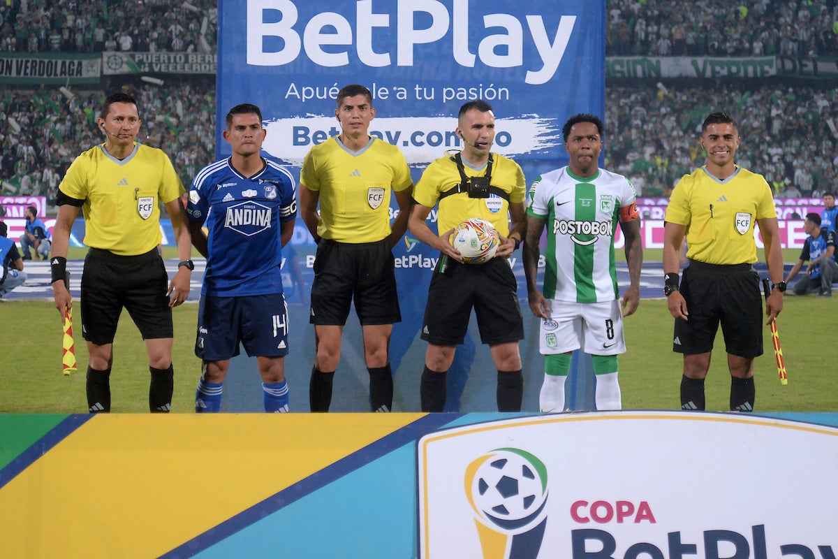 Carlos Betancur dirigirá por sexta vez a Atlético Nacional en 2024 - VizzorImage