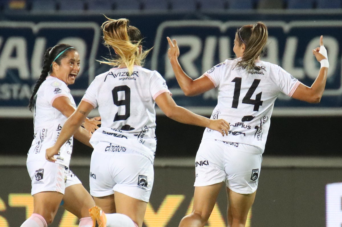 Con el triunfo por la fecha 8, Llaneros Femenino se ubica cuarta en la tabla con 13 puntos - VizzorImage