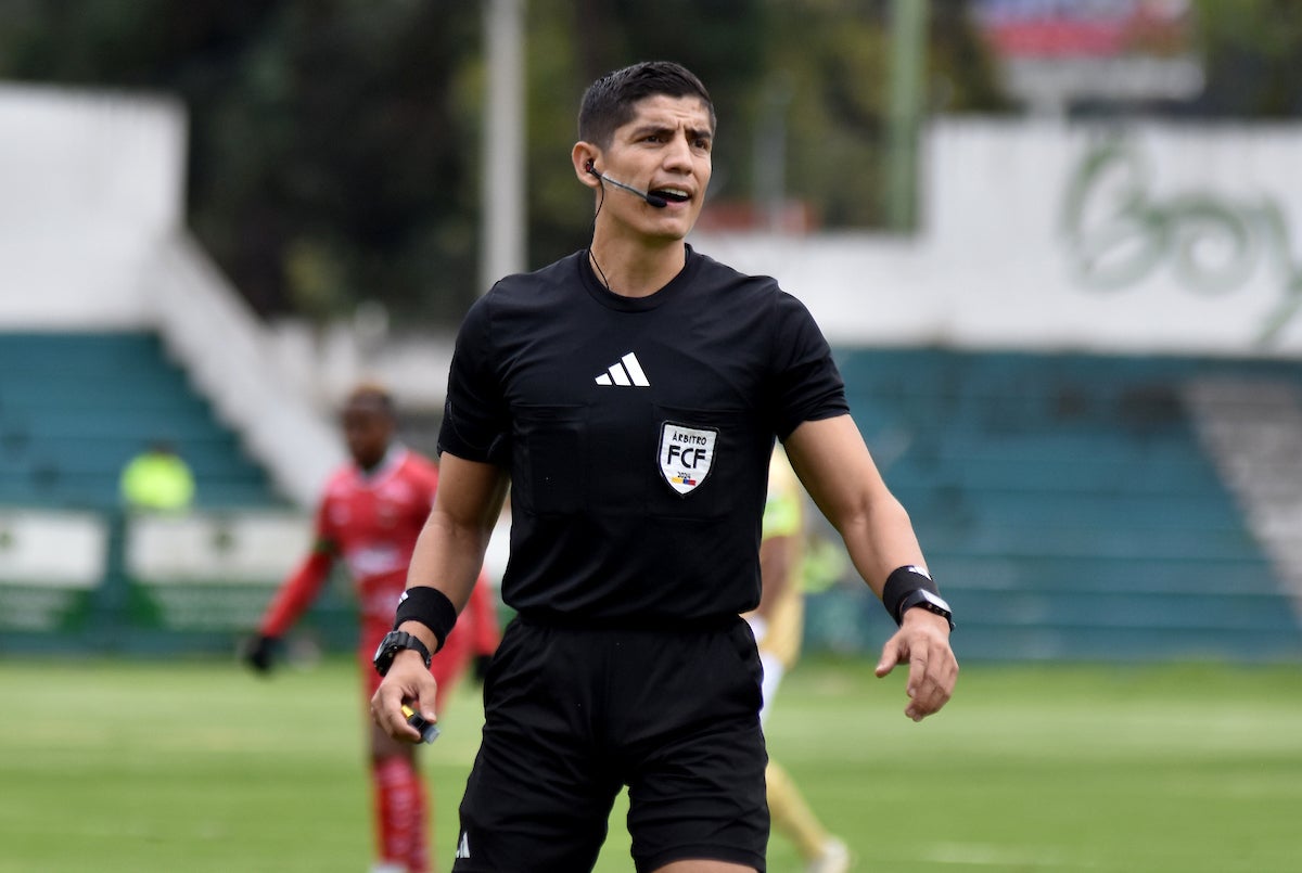 Jos&eacute; Alexander Ortiz, &aacute;rbitro que dirigir&aacute; el Llaneros vs. Uni&oacute;n Magdalena (final vuelta) - VizzorImage