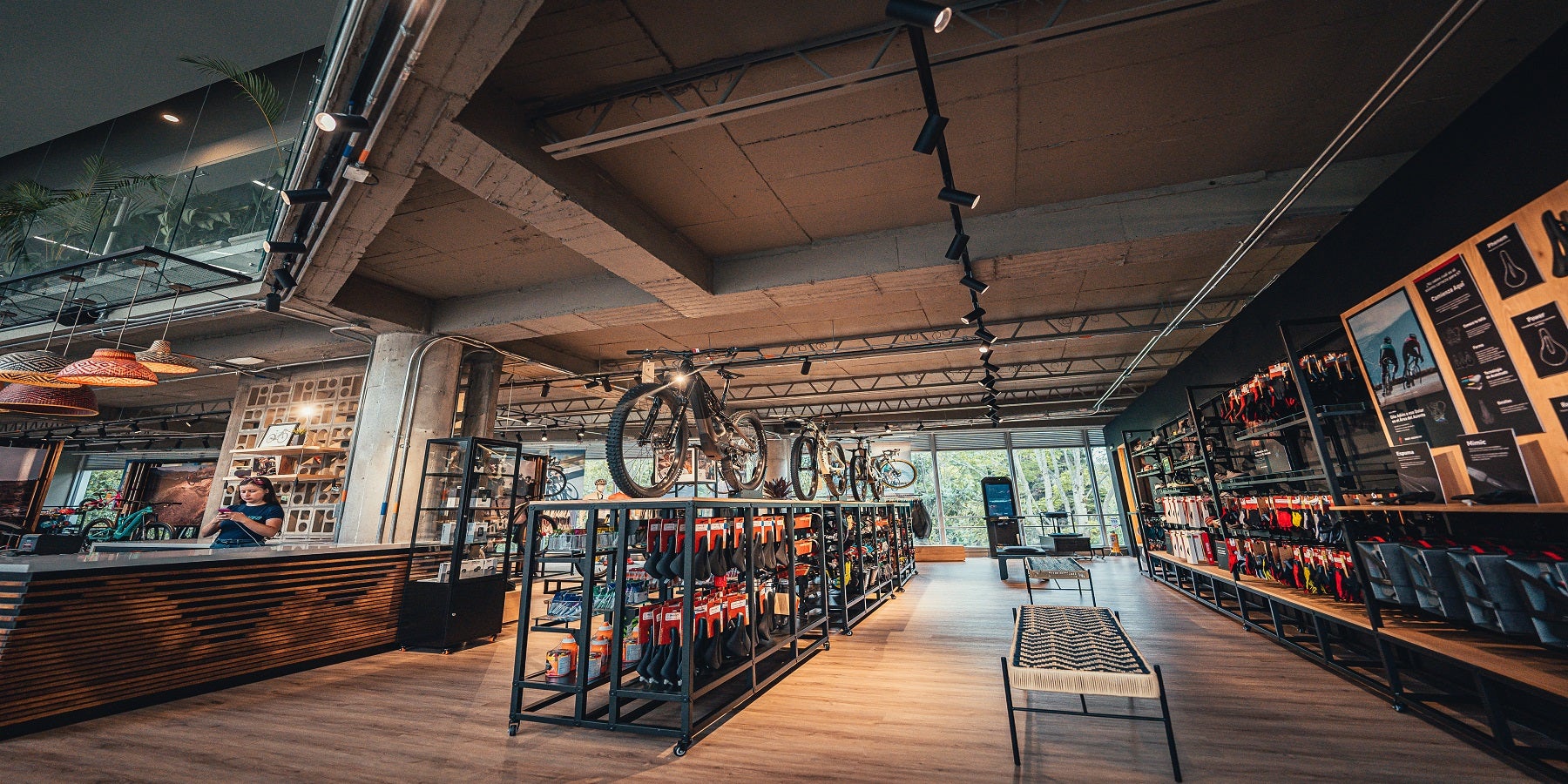 Tienda de Specialized en Manizales
