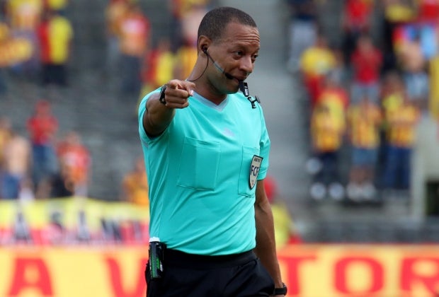 Nolberto Ararat - Árbitro central colombiano - VizzorImage