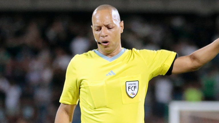 Nolberto Ararat dirigió el Patriotas vs. Once Caldas por la fecha 6 - VizzorImage