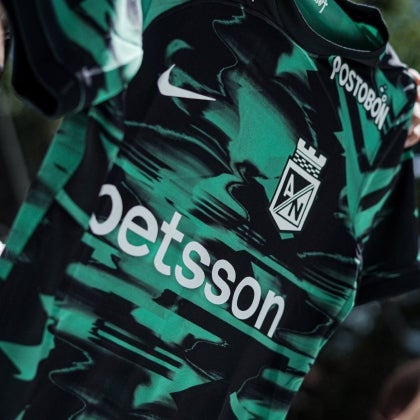 Atl&eacute;tico Nacional present&oacute; su nueva camiseta para lo que resta de 2024 - X: @nacionaloficial
