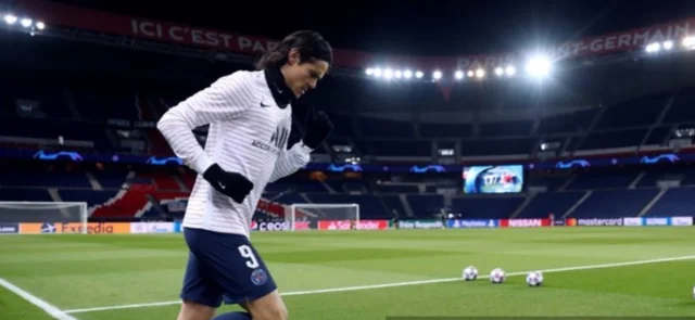 Edinson Cavani el el goleador histórico de PSG/ AFP