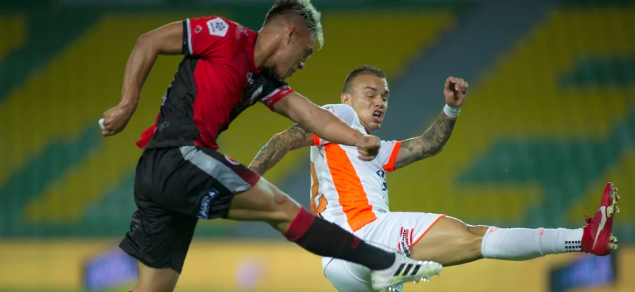 Cúcuta llegó a 14 puntos en la tabla de posiciones. / Foto: VizzorImage - Ricardo Vejarano