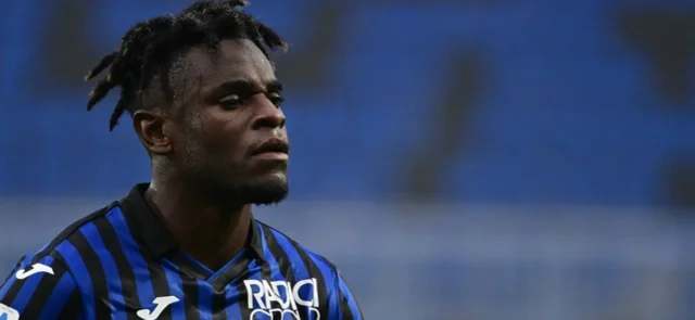 Duván Zapata marcó en la derrota 1-3 de Atalanta. / Foto: AFP