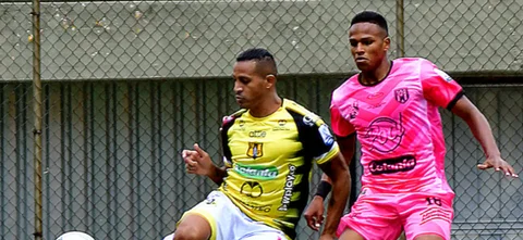 Macnelly Torres, figura en el Polideportivo Sur. / Foto: VizzorImage - Luis Benavides