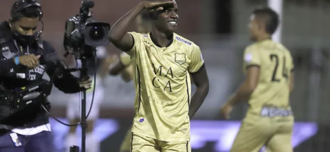 Celebración del gol de la victoria de Águilas Doradas sobre Pereira / Foto VizzorImage