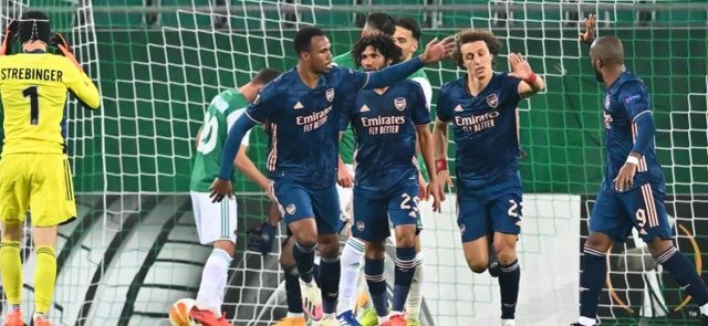 Arsenal se impuso 1-2 frente a Rapid Viena en la Europa League. / Foto: AFP