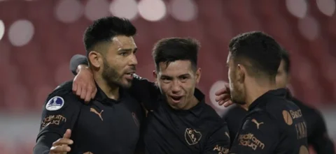 Silvio Romero, figura de Independiente/ AFP