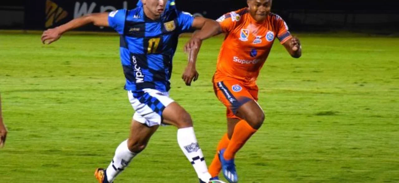 Boyacá Chicó y Real San Andrés se repartieron los puntos | Foto: VizzorImage/ Edward Leguizaon