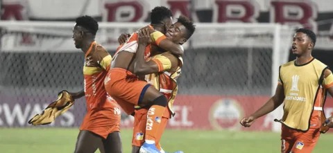 Delfín celebra su clasificación a octavos de Copa Libertadores/ Foto AFP