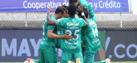 Carlos Rodríguez guio el triunfo de La Equidad | Foto: VizzorImage / Daniel Garzon