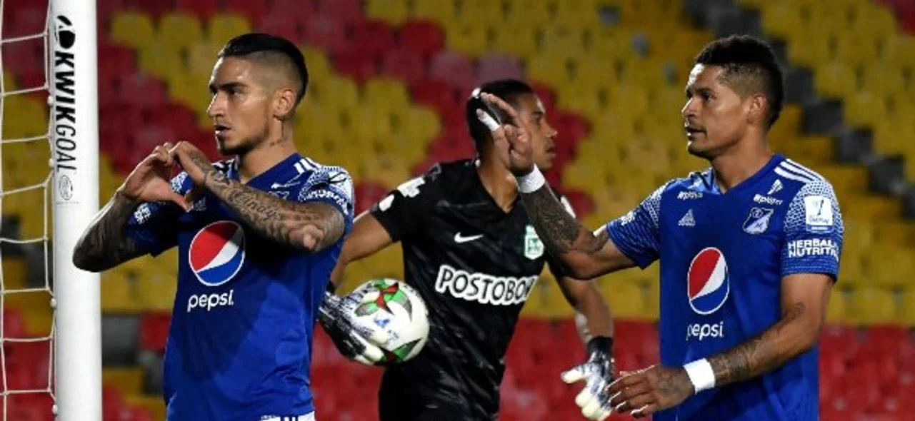 Millonarios celebra la victoria contra Nacional / Foto VizzorImage