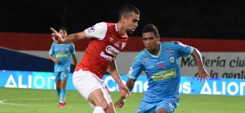 Daniel Giraldo puso en ventaja a Santa Fe | Foto: VizzorImage / Andres Felipe Lopez