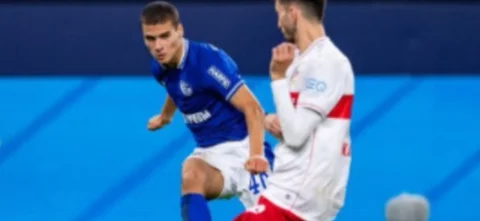 Schalke y Stuttgart se repartieron los puntos / AFP