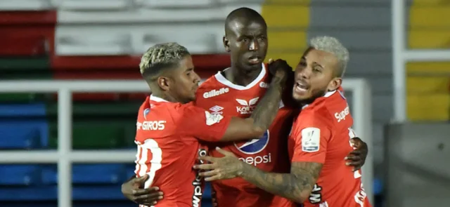 Ramos, Cabrera y Vergara, dentro de los 18 convocados. / Foto: VizzorImage - Gabriel Aponte