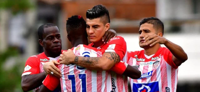 Junior y Cali son los únicos equipos colombianos vivos en la Sudamericana/VizzorImage - Luis Benavides