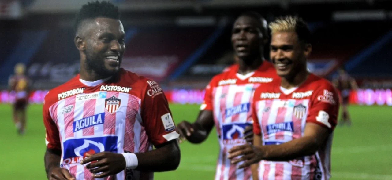 Miguel Borja fue sustituido por una molestias física/ VizzorImage - Jesús Rico