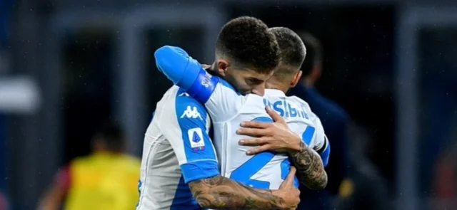 Nápoli ganó sus 2 partidos tras las muerte de Maradona/ AFP