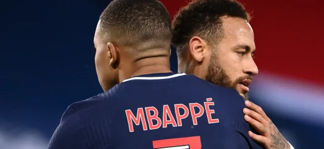 Neymar y Mbappé tienen contrato con PSG hasta 2022. / Foto: AFP