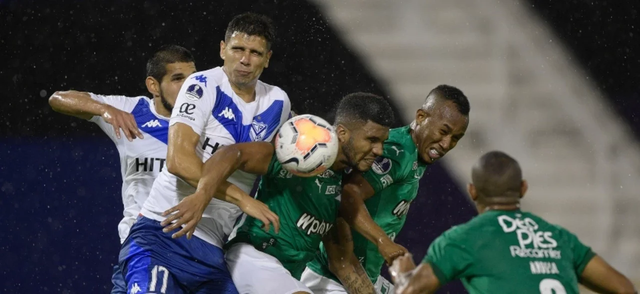 Cali cayó derrotado 1-2 en casa de Vélez / Foto AFP