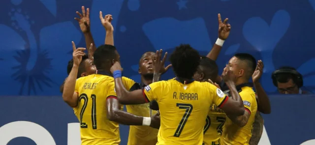 Ecuador celebra un gol ante Chile en la Copa América 2019 / Foto AFP