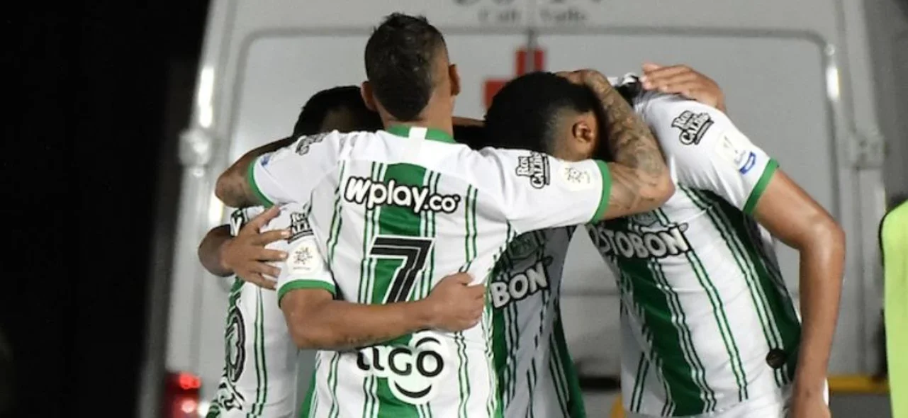 Nacional recibirá a América en el Atanasio | Foto: VizzorImage / Gabriel Aponte