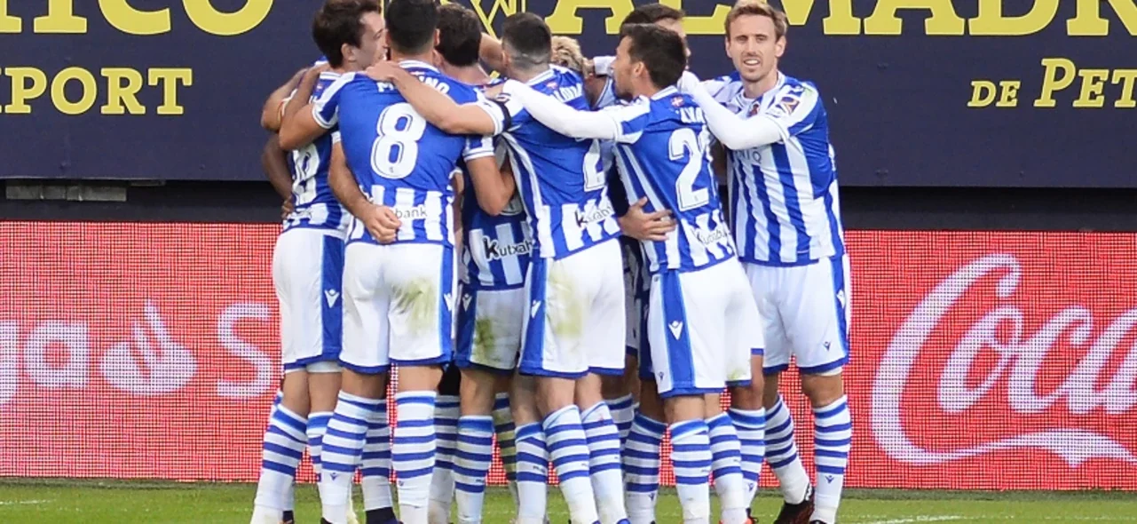 Real Sociedad celebra la victoria y el liderato de LaLiga / Foto AFP