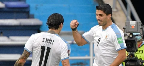 Uruguay viene de golear a Colombia / AFP