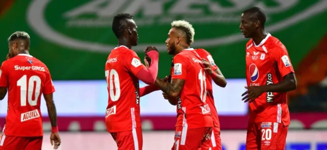 América buscará el tiquete a la final frente a Junior en Barranquilla/ Vizzorimage